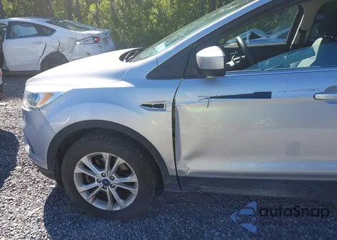 2017 Ford Escape Se из США, поврежденный, VIN 1FMCU9GD5HUE83094